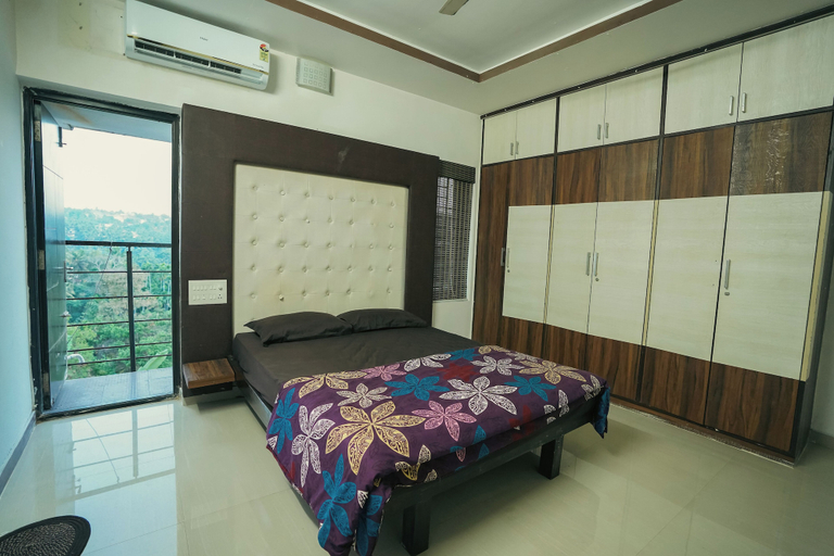 Bedroom 3, Heritage Mookambika Villa, Dakshina Kannada