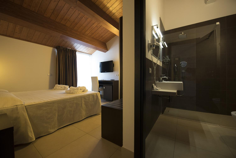 Bathroom 4, Hotel Iride & Spa bed&breakfast, Forli' - Cesena