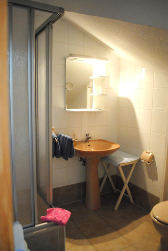 Bathroom 6