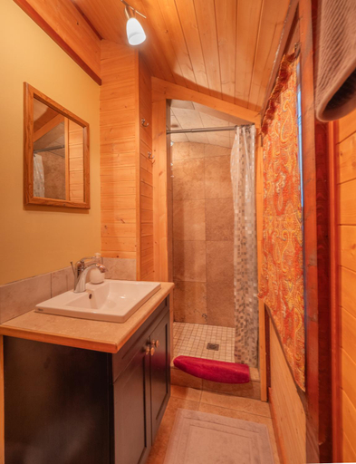 Bathroom 2, Hillside Bungalows, Division No. 15