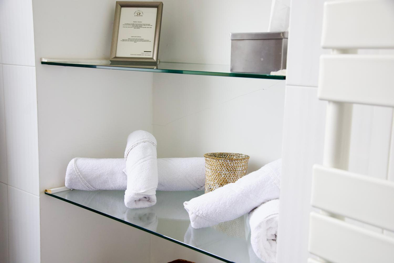 Bathroom 2, LA MAISON CIARA - Suites et chambres, Vaucluse