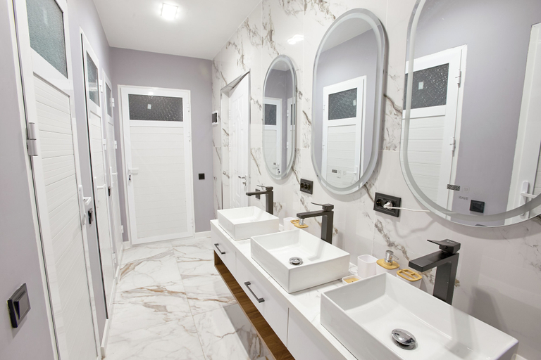 Bathroom 5, Qonoq Railway Hotel, Tashkent City