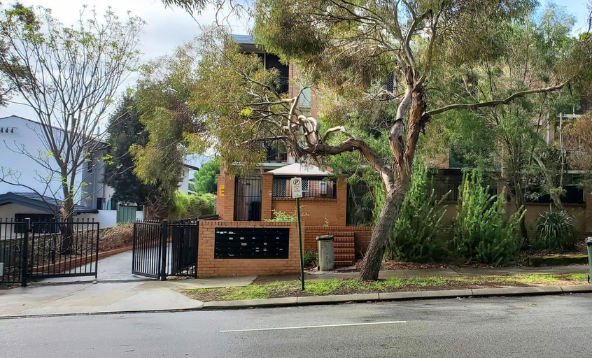 Quaint & Tranquil Subiaco 1 Bedroom Apartment, Cambridge