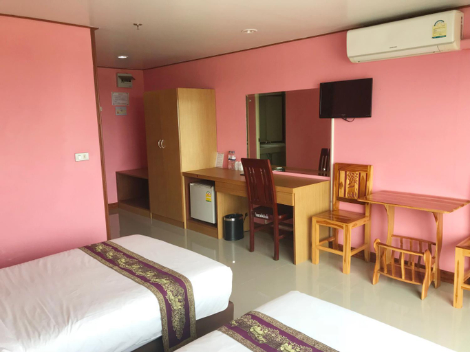 Bedroom 9