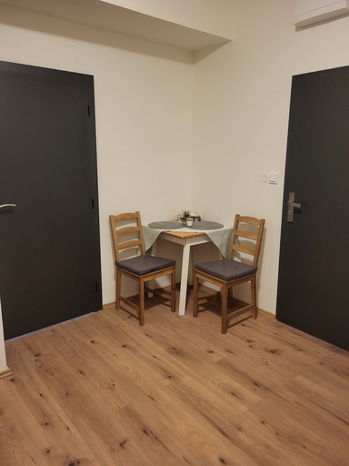 Others 5, Apartmá Beatrice, Brno