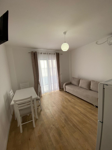 Bedroom, Sempaola Borsh Apartments, Sarandës