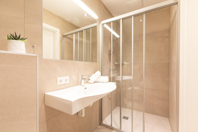 Bathroom 17