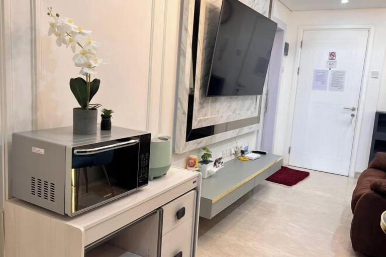 Dining Room 8