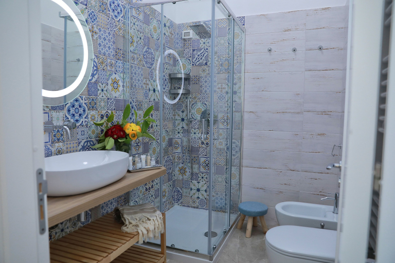 Bathroom 4, Tenuta Cesarina, Lecce