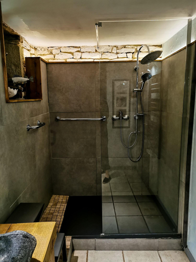Bathroom 4, Les Jardins De La Contie, Lot