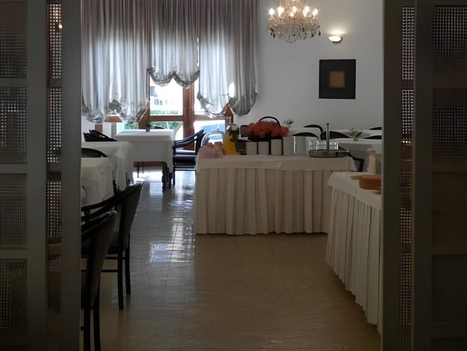 Food & Drinks 5, Park Hotel, Savona