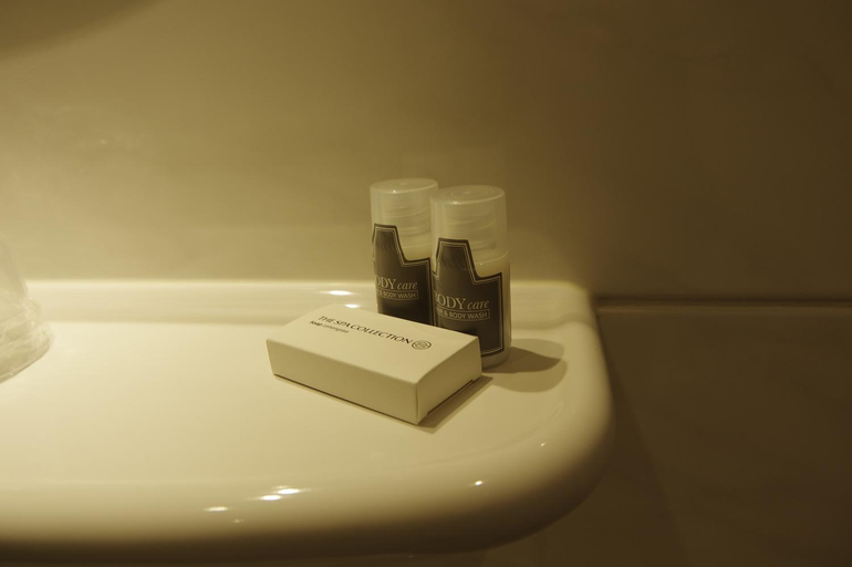 Amenities 12