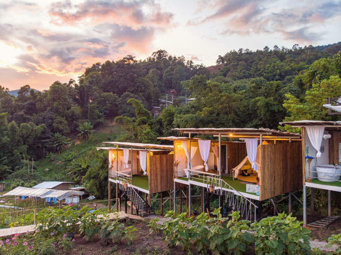 Exterior & Views 2, Ing Nuea Homestay, Mae Taeng