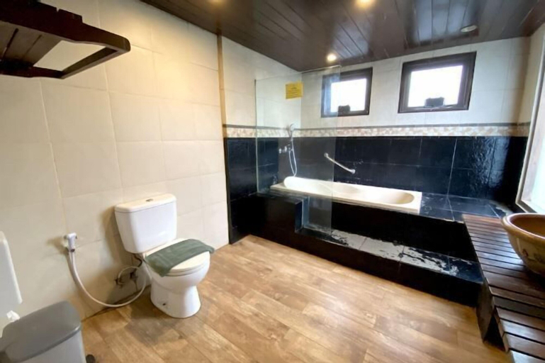 Bathroom 5
