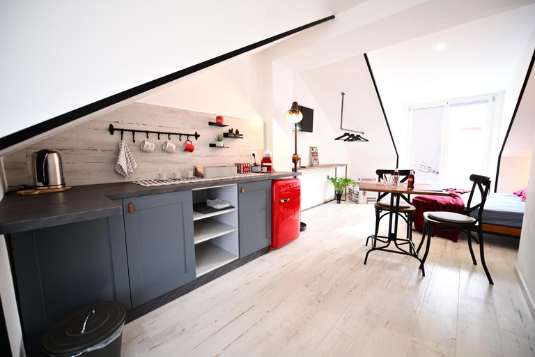 Others 4, Le Comprese - B&b Experience, Salerno