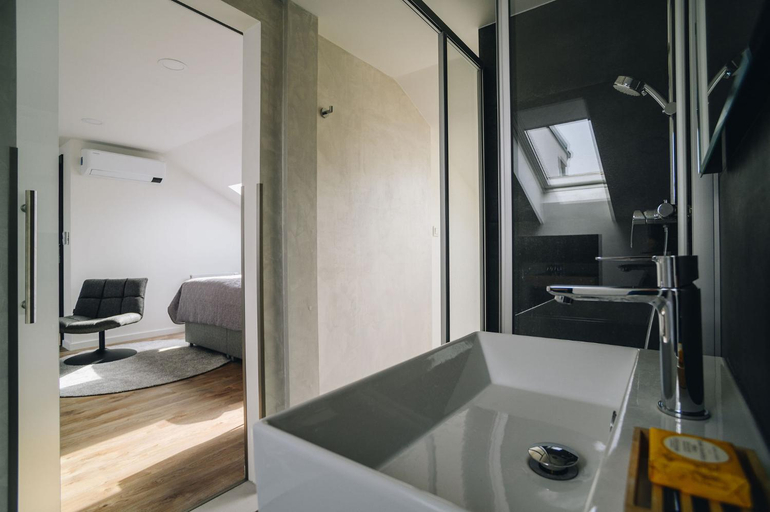 Bathroom 2, Executive Apartments Taborska, Mladá Boleslav