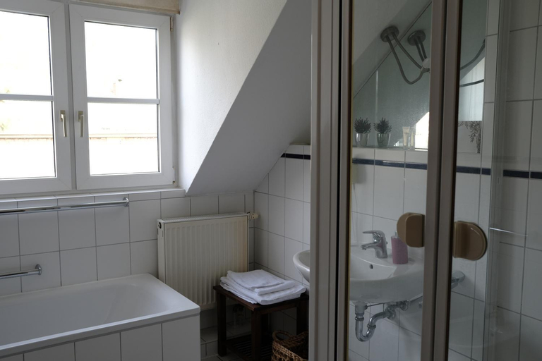 Bathroom 9