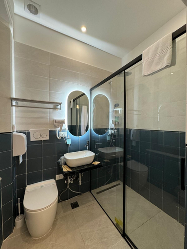 Bathroom 5, MODI HOTEL, Livorno