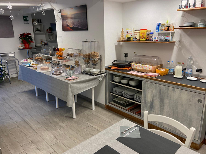 Food & Drinks 4, Albergo Aduepassi & Servizio Bike Shuttle, Savona