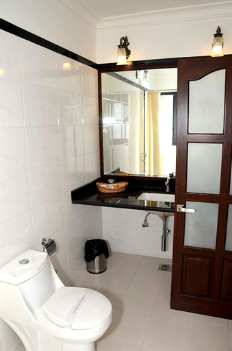 Bathroom, The Fateh Pratap Hotel & Resort, Pali