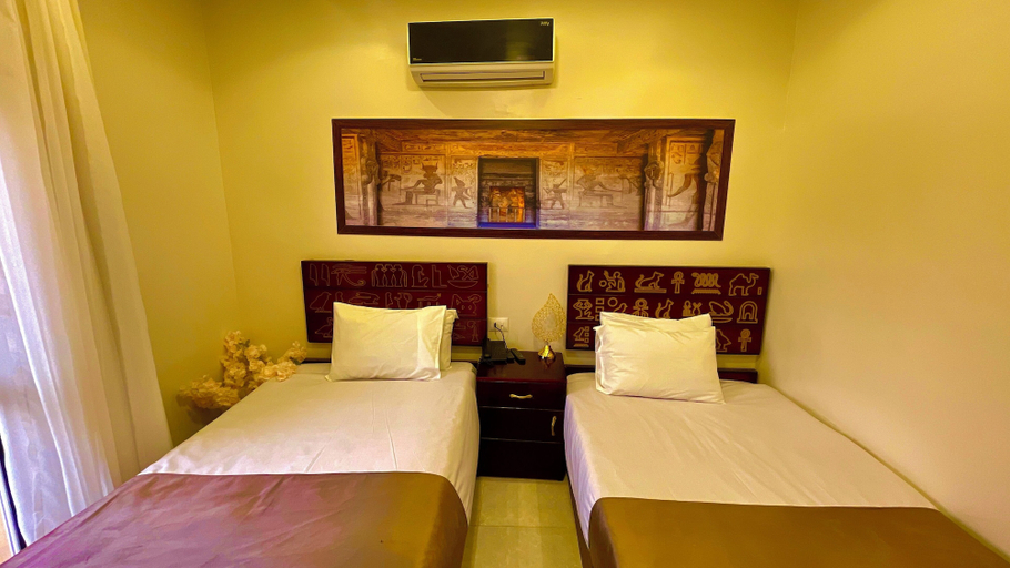 Bedroom 2, Nemes Pyramids View INN, Unorganized in Al Jizah