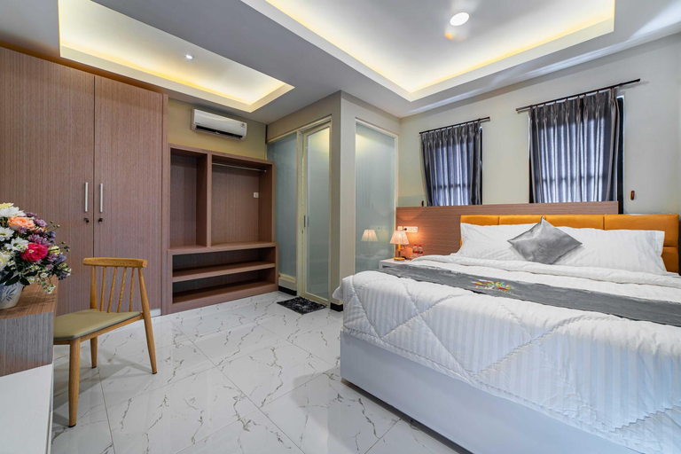 Bedroom 6