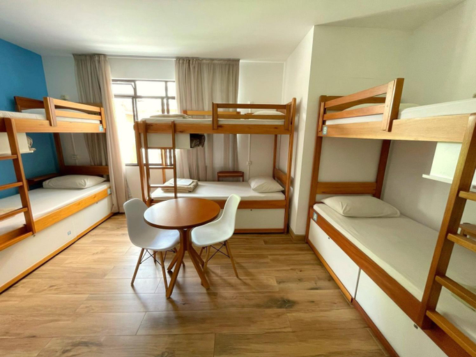 Others 4, Jardim Botanico House, Curitiba