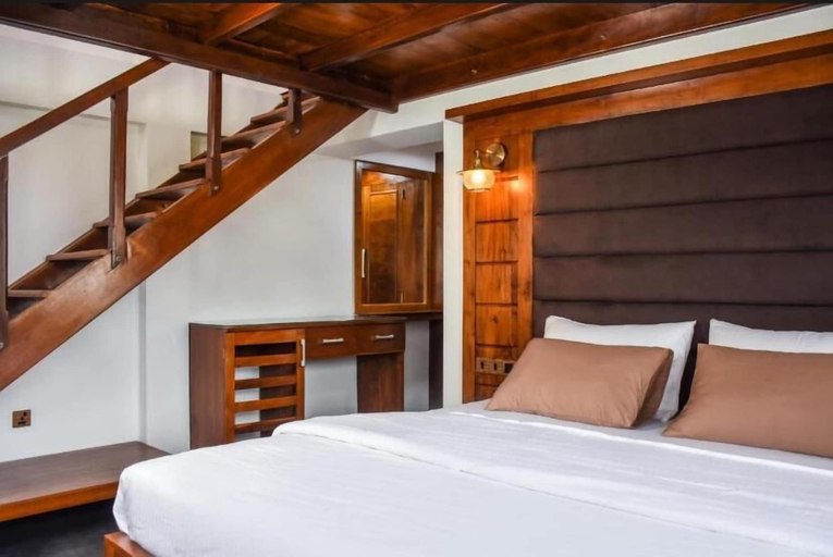 Bedroom 2, Queens Lake Cabin, Nuwara Eliya