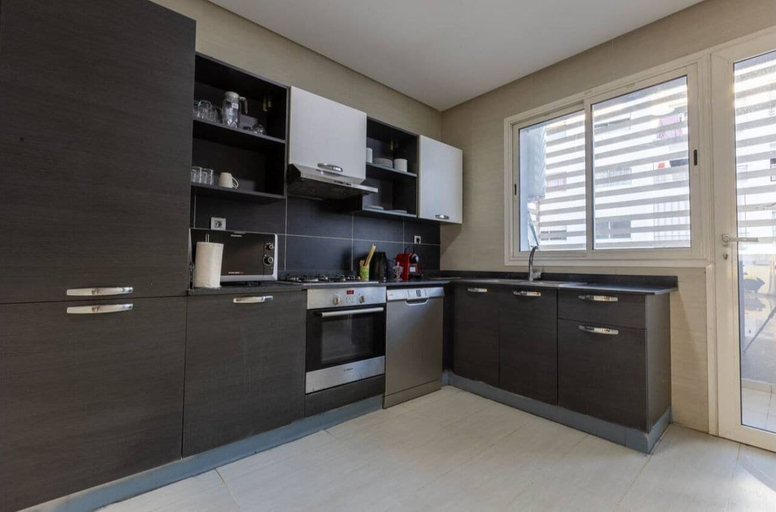Private kitchen 5, Studio Khallouk sur Nice, Alpes-Maritimes