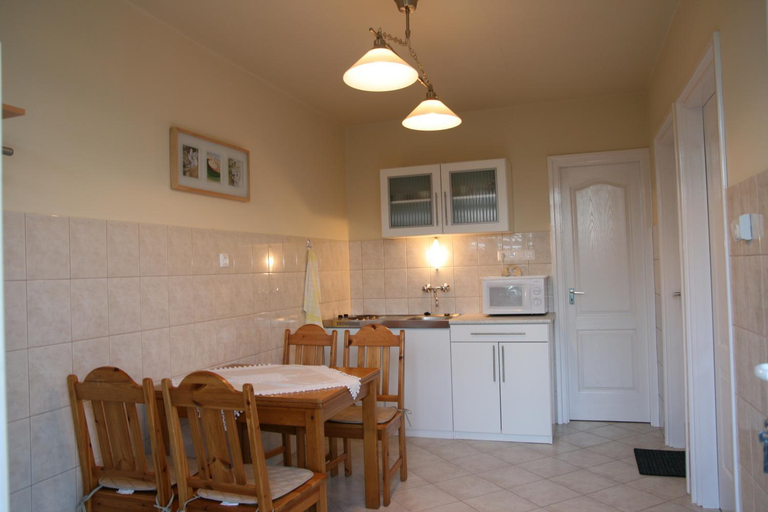 Others 3, Radek Vendeghaz es Apartman, Mosonmagyaróvár