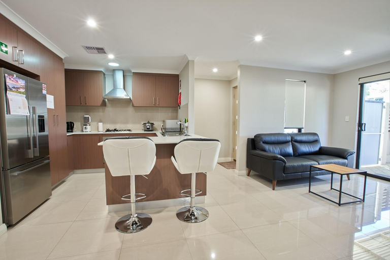 Dining Room 4