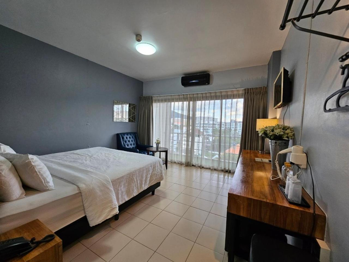 Bedroom 5