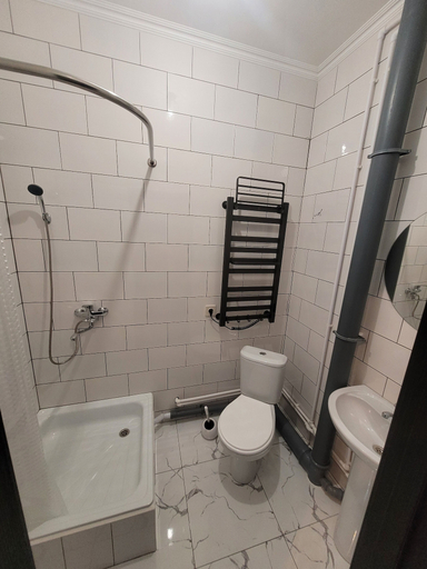 Bathroom 3, Antares, Shemonaikhinskiy