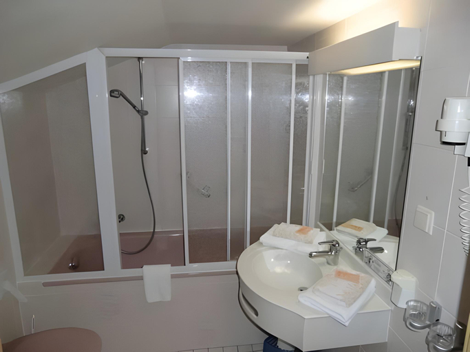 Bathroom 4, Landhotel Flöhatal, Erzgebirgskreis