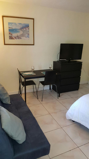 Bedroom 2, Shores Terrace, Broward