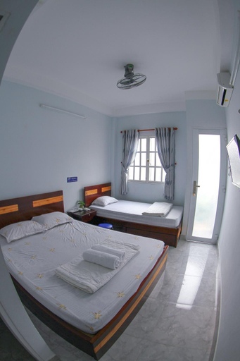 Bedroom 13