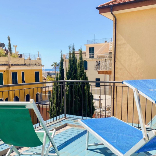 1, Residence Rodi, Savona