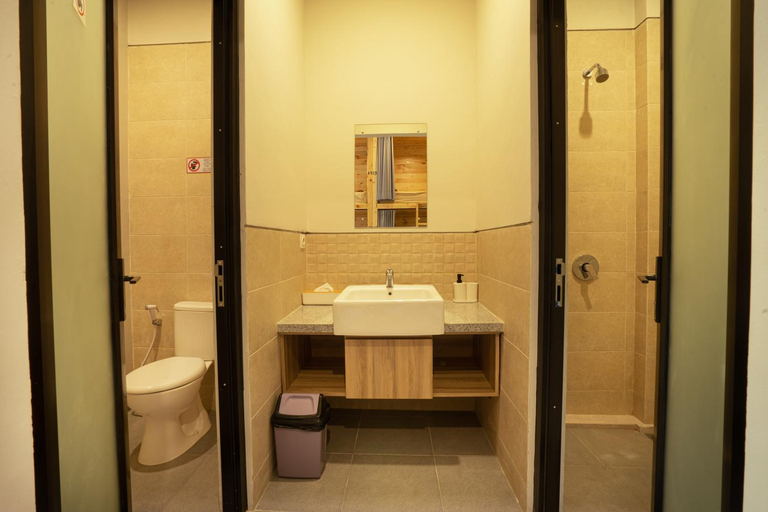 Others 2, K Hostel Seminyak, Badung