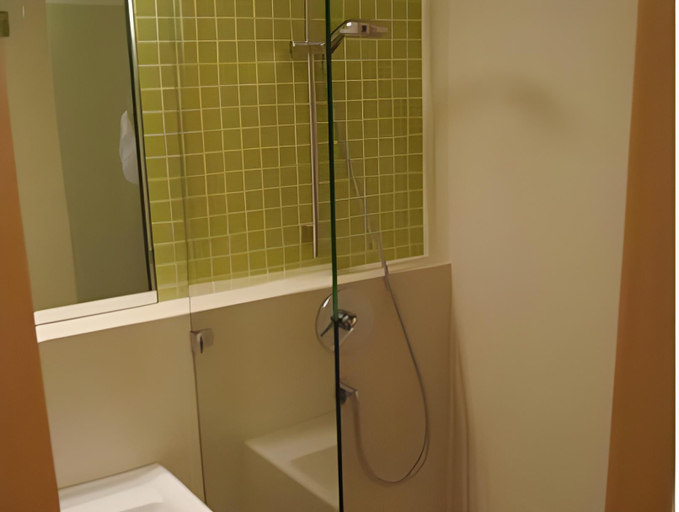 Bathroom 4, Bed & Breakfast Hostel Nives, Bolzano