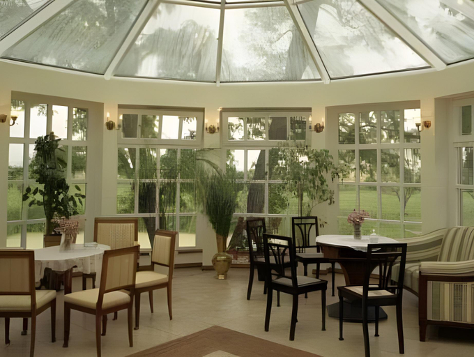 Others 2, Restauracja - Hotel Palacowa, Żnin