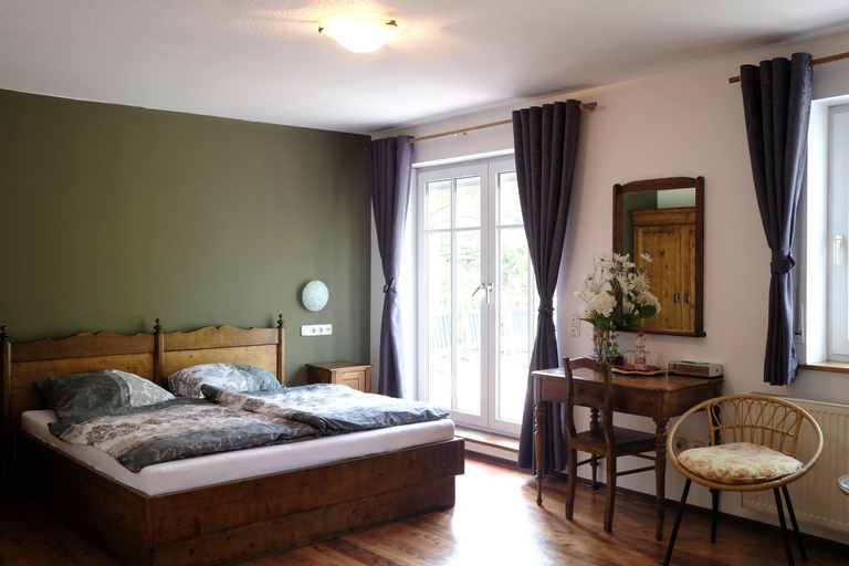 Bedroom 13