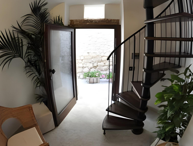 Others 2, Residenza Lastene, Foggia