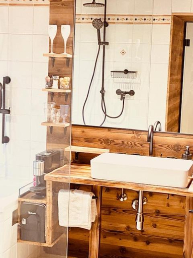 Bathroom 2, Wilderer Suiten Mariazell, Bruck-Mürzzuschlag