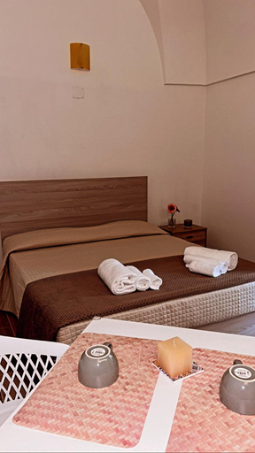 Others 4, Le Camere Dei Mascia, Brindisi
