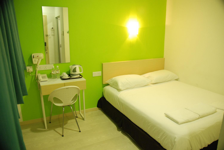 Bedroom 13