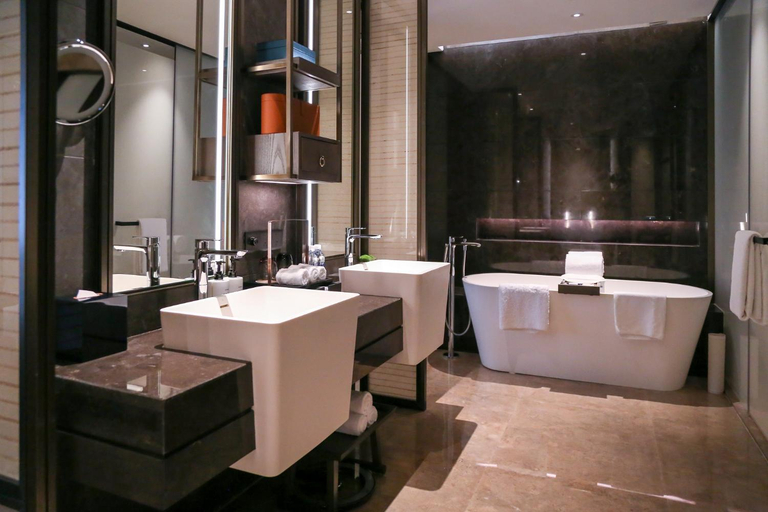 Bathroom 4, InterContinental Xi'an Hi-tech Zone By IHG, Xi'an