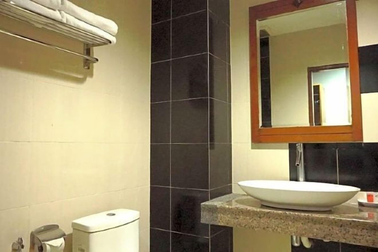 Bathroom 24
