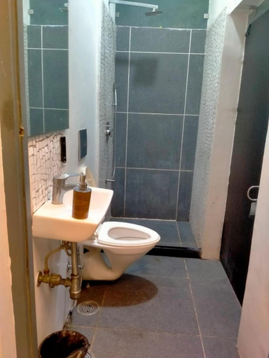 Bathroom 4, THC Backpackers jodhpur , Jodhpur
