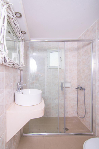 Bathroom 5, Terra Fos Naxos Studios, South Aegean