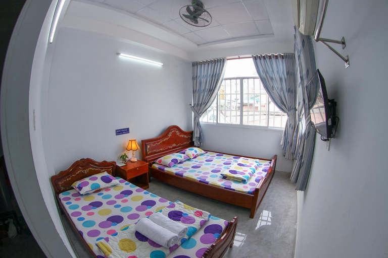 Bedroom 12
